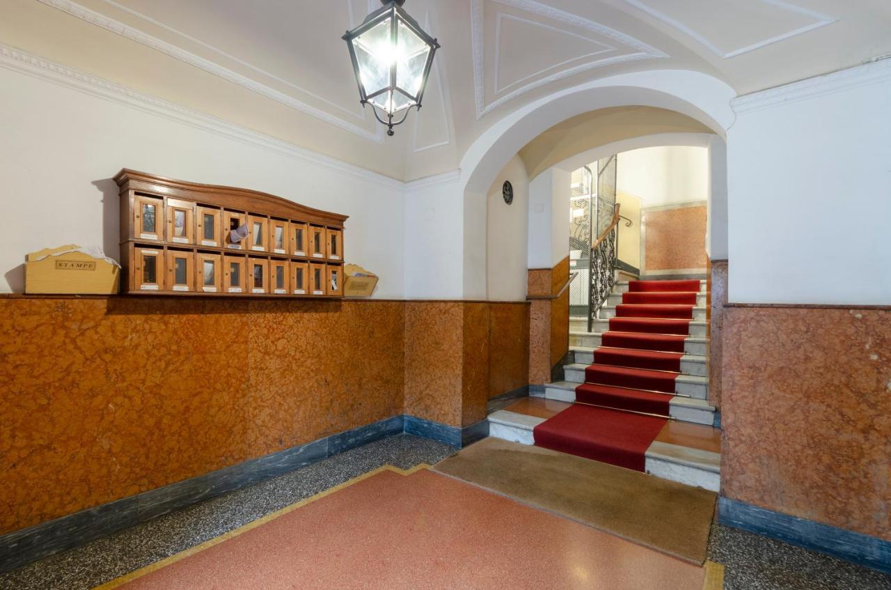 Ferienwohnung Joivy Bright Flat In The Perfect Centre Of Genua Exterior foto
